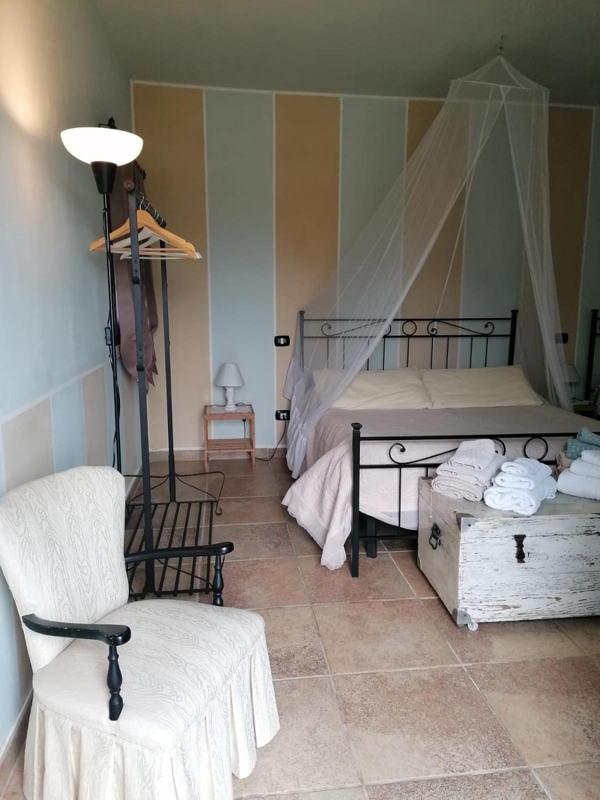 セルモネータ Casale Cavatella Bed & Breakfast エクステリア 写真
