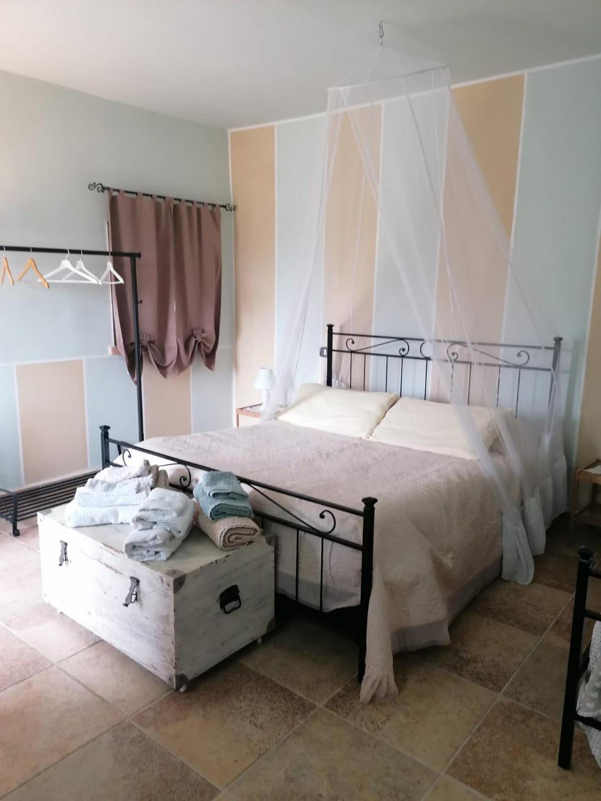 セルモネータ Casale Cavatella Bed & Breakfast エクステリア 写真